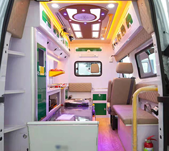 凤山县车辆内部展示