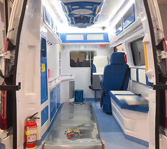 凤山县车辆内部展示